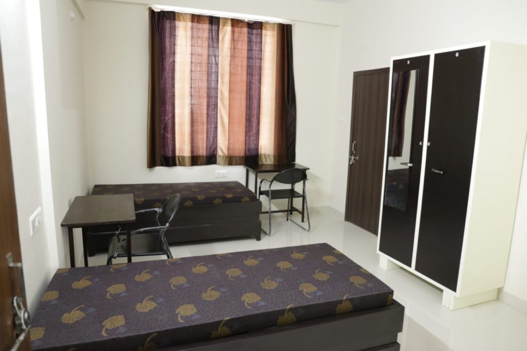 rishi girls hostel vijaynagar indore, girls hostel, girls hostel in indore, girls hostel near me, best girls hostel in indore, girls hostel in vijaynagar indore, girls pg near me, best girls pg hostel, hostels in indore, ladies hostel in indore